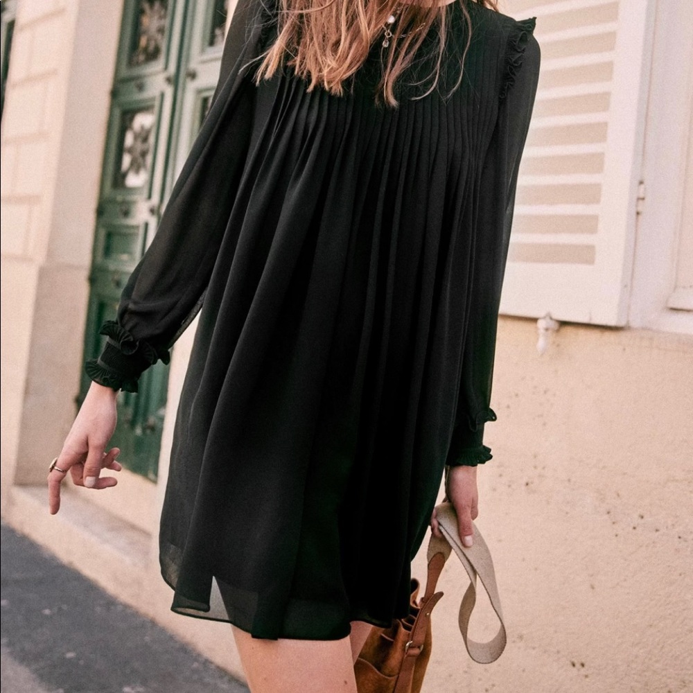 NEW with tags Sézane Eve Dress - Black